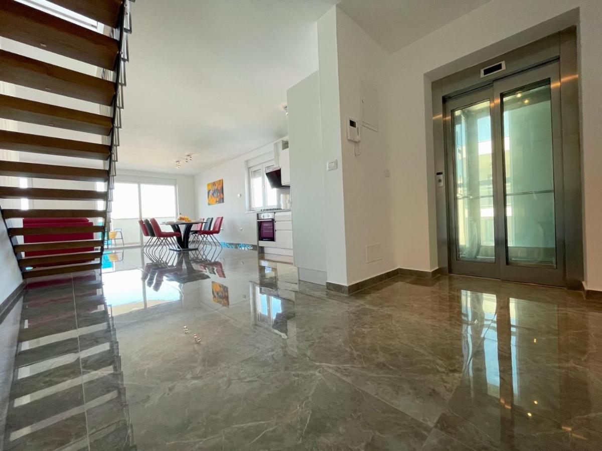 Seascape Deluxe Residence Пиешчана Увала Екстериор снимка