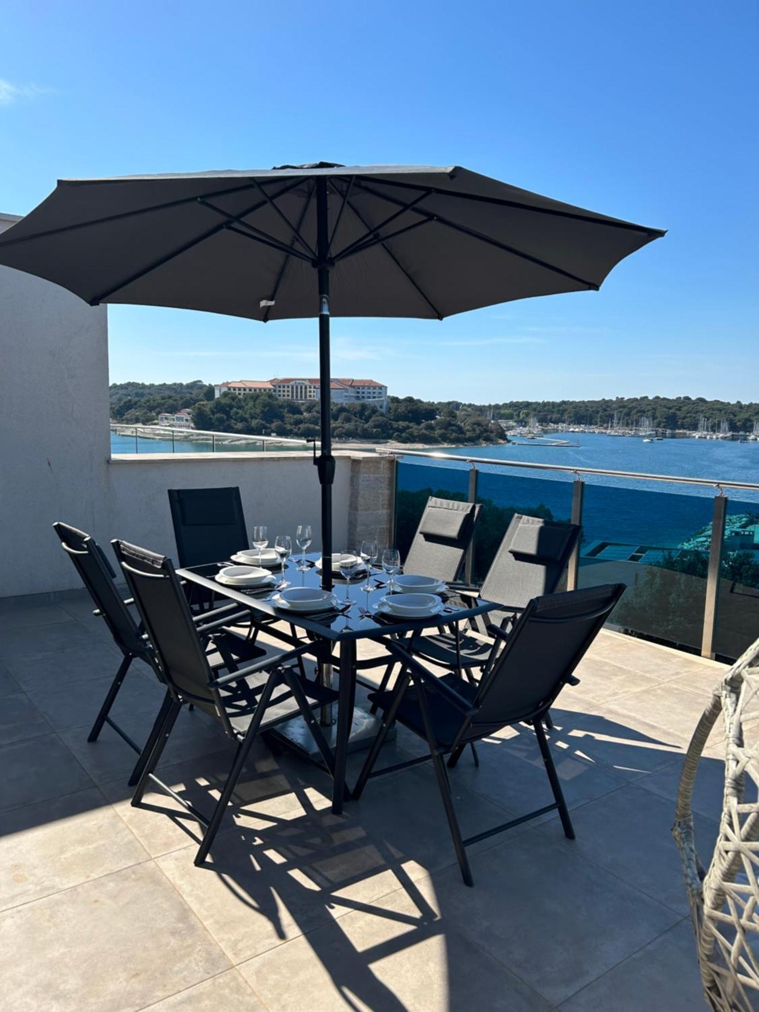 Seascape Deluxe Residence Пиешчана Увала Екстериор снимка
