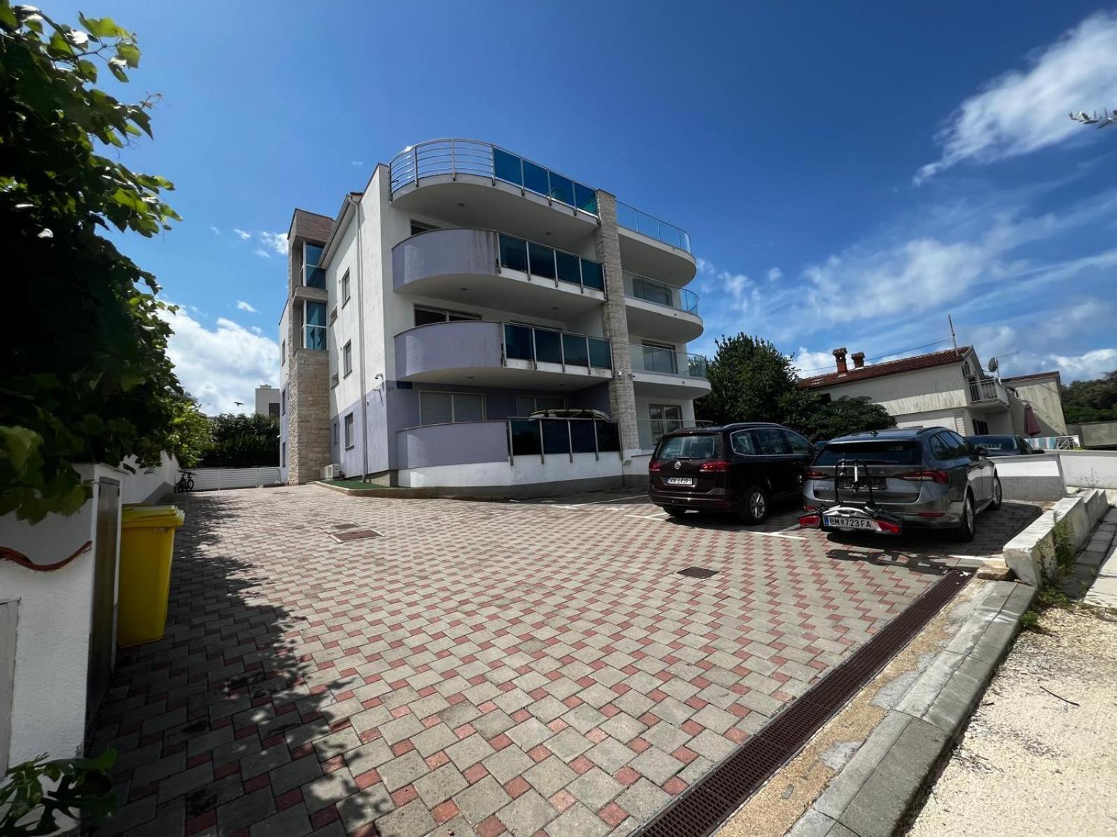 Seascape Deluxe Residence Пиешчана Увала Екстериор снимка